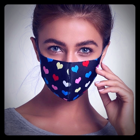 Accessories - *Final Price* Heart Pattern Face Mask